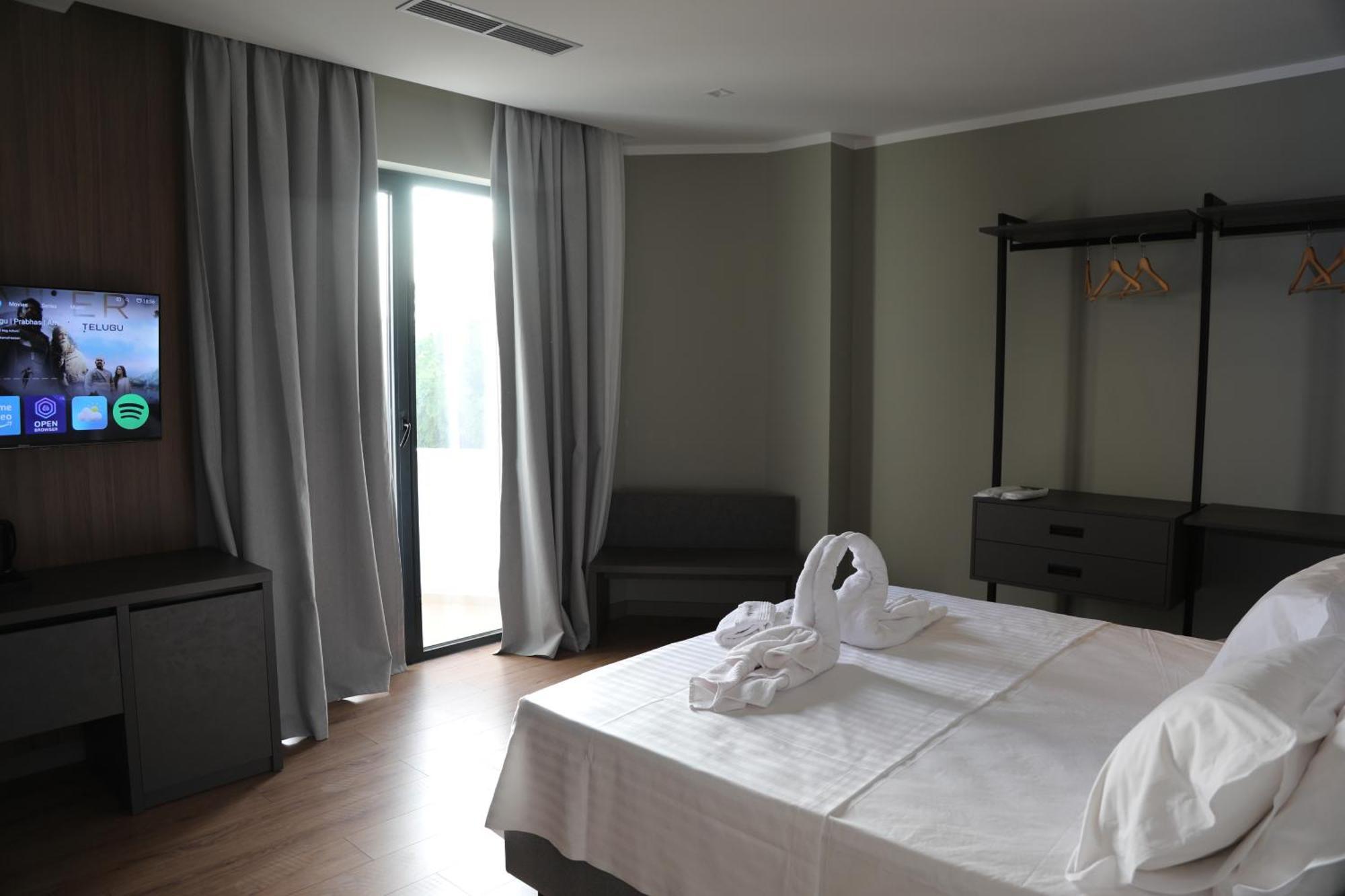 Kruja Luxury Suites Esterno foto
