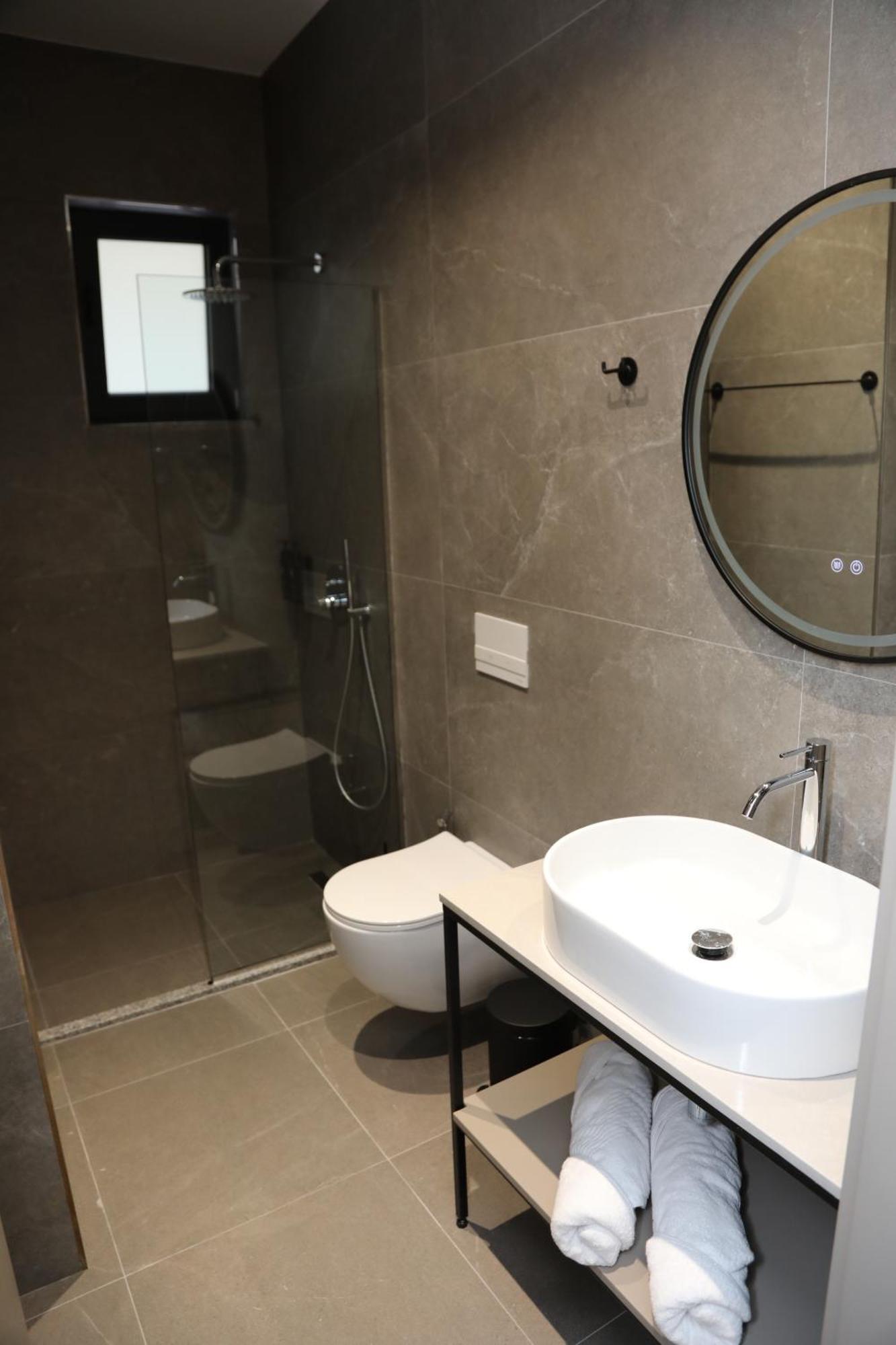 Kruja Luxury Suites Esterno foto